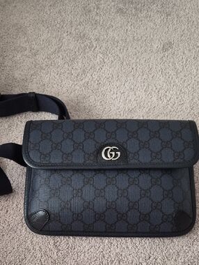 Gucci  GG Supreme Belt/Crossbody Bag